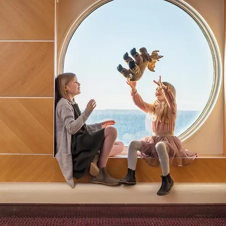 Dfds Ferry - To Frederikshavn  *